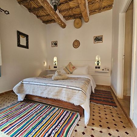 Kasbah La Cigogne Bed & Breakfast Ait Benhaddou Exterior photo