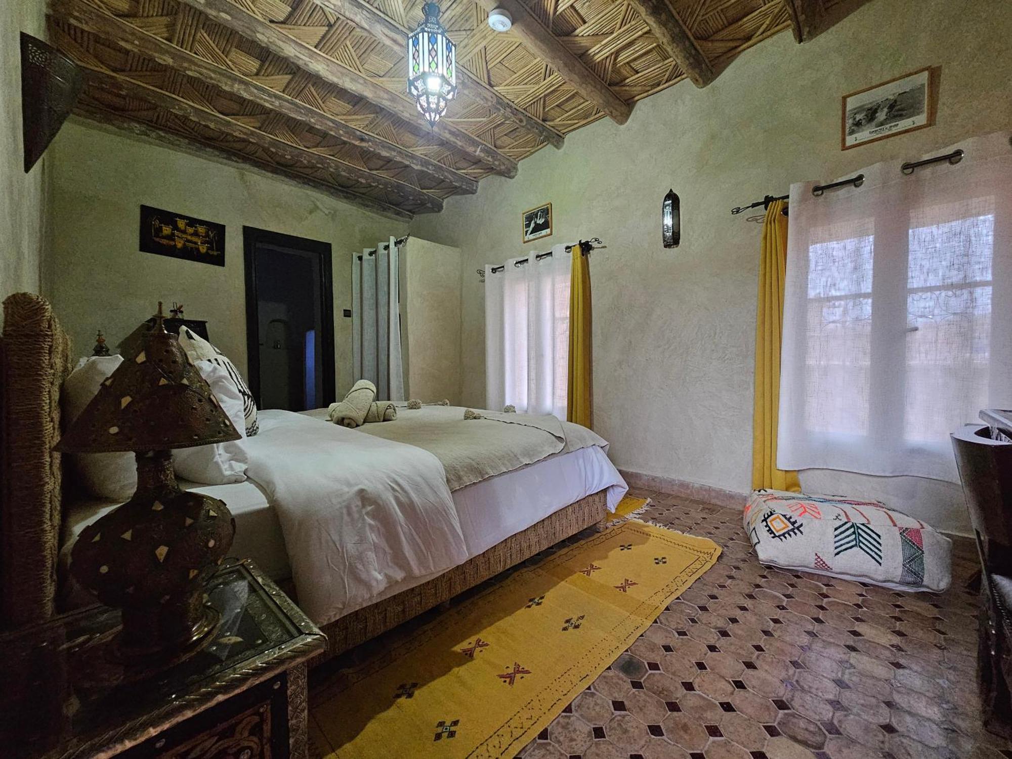 Kasbah La Cigogne Bed & Breakfast Ait Benhaddou Exterior photo