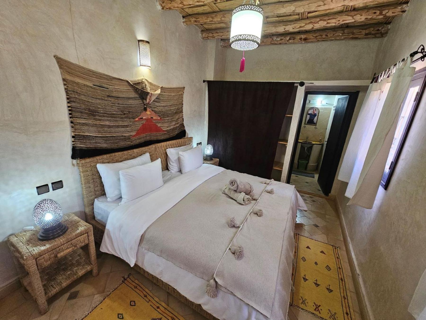 Kasbah La Cigogne Bed & Breakfast Ait Benhaddou Exterior photo