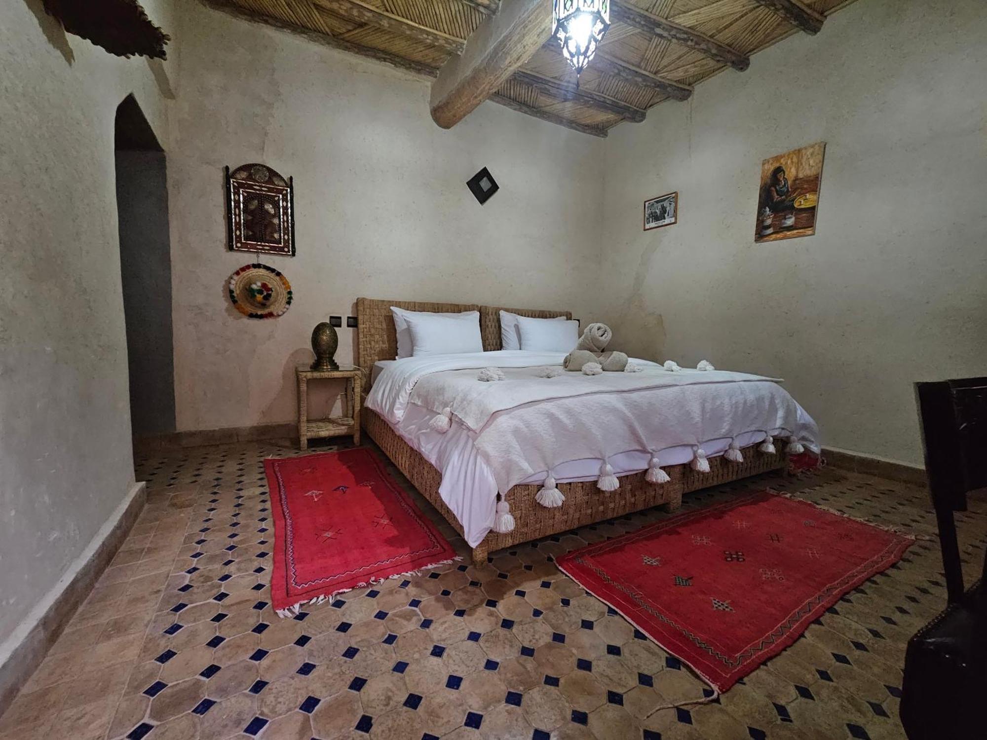 Kasbah La Cigogne Bed & Breakfast Ait Benhaddou Exterior photo